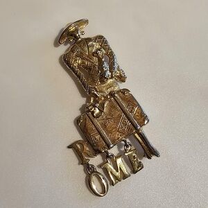 Vintage Gold Rome Traveler Brooch By AJC
